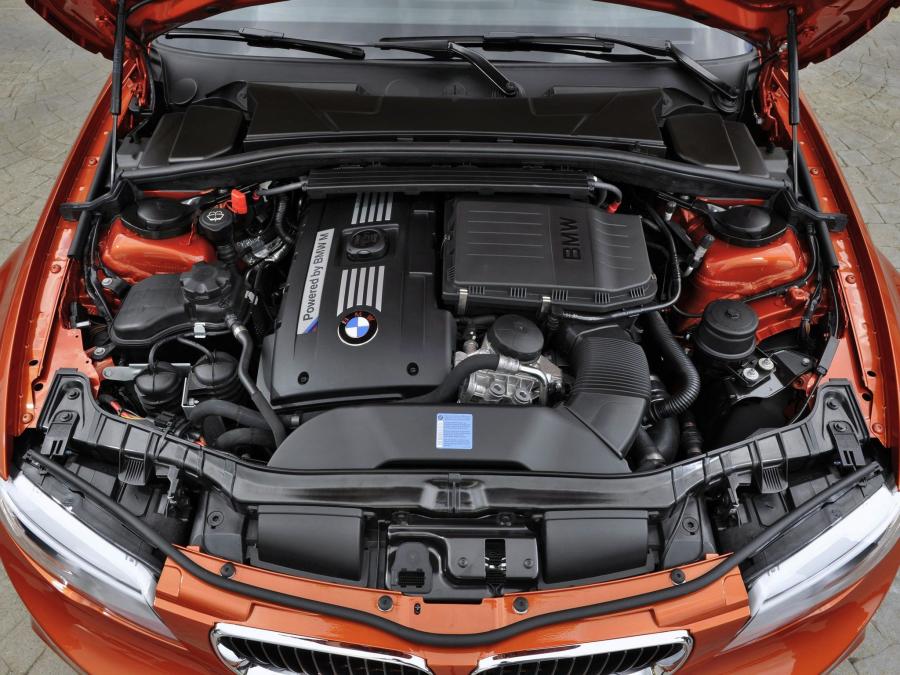  BMW 1-Series M Coupe 2011 года  (фото 73 из 76)